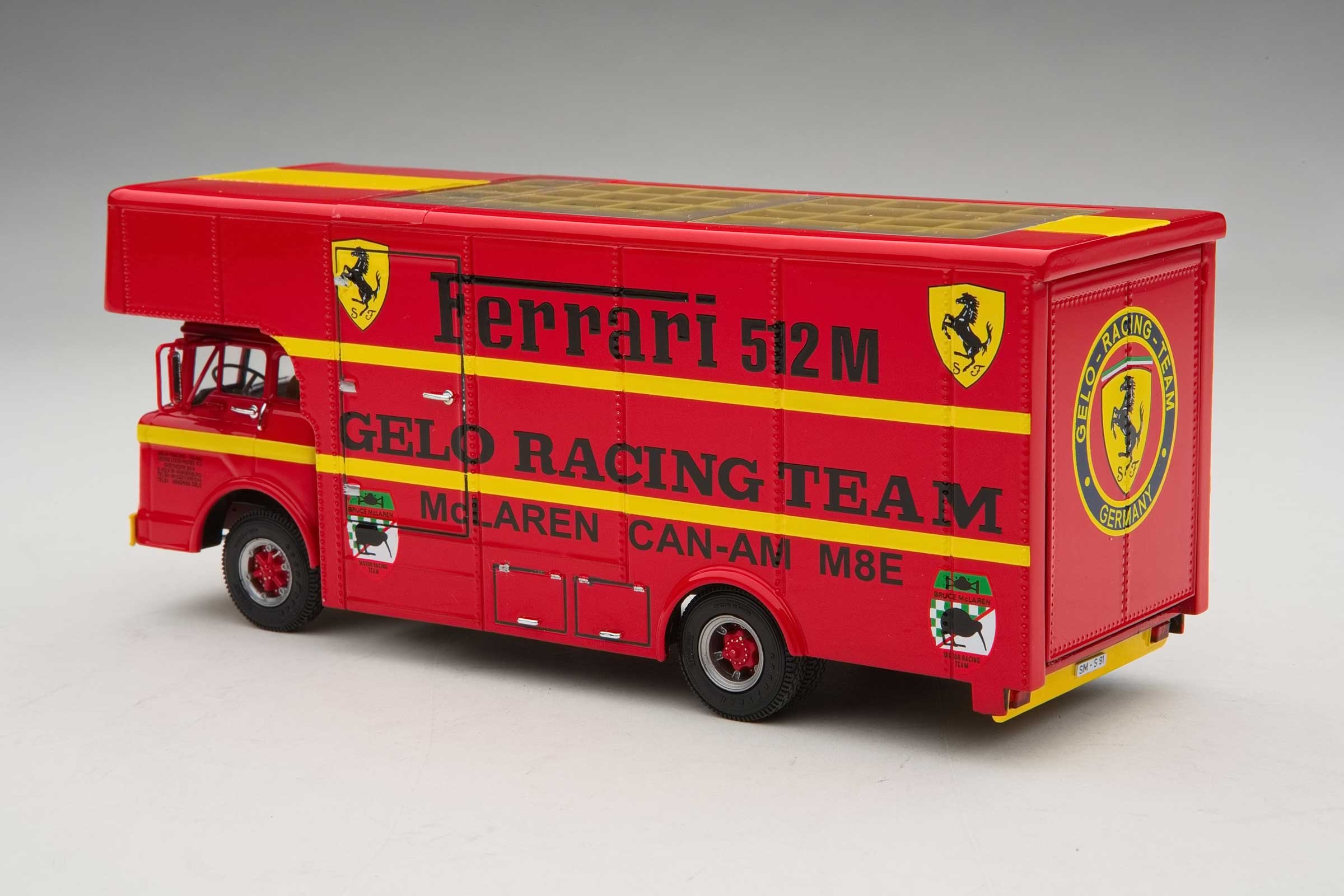 Exoto 'C Type' Transporter | 1971 Gelo Racing Team - Image 2