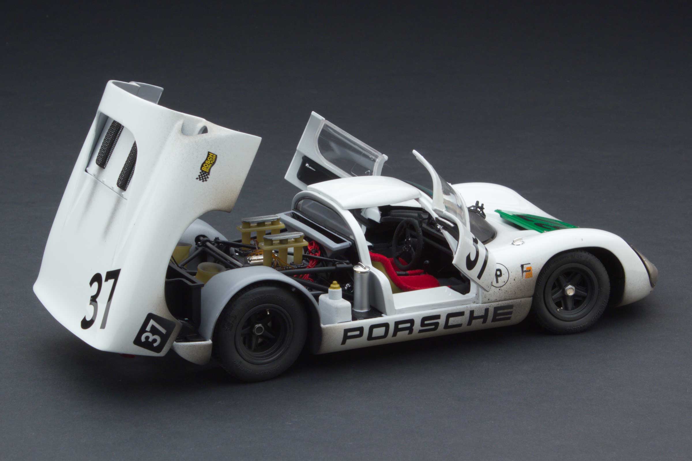 Exoto Porsche 910 | 1967 Sebring 12 Hours 2nd in class/4th overall | Jo Siffert, Hans Hermann | Finish Line Plus - Image 2