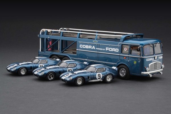 Exoto Bartoletti 306/2 Transporter Gift Set | 1965 Le Mans | Cobra Racing with Cobra Daytona Coupe