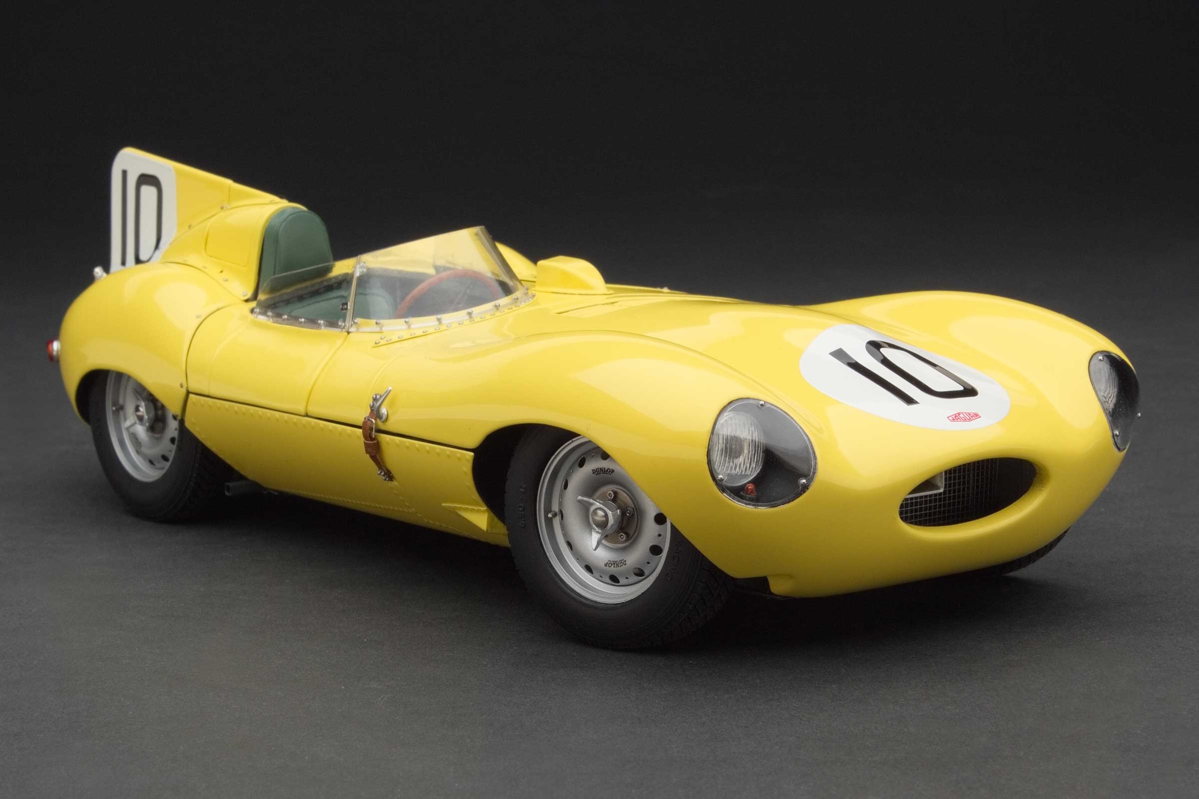 Exoto Jaguar D-Type 'Short Nose' | Third, 1955 Le Mans 24 Hours | Jacques Swaters, Johnny Claes | Ecurie Francorchamps - Image 3